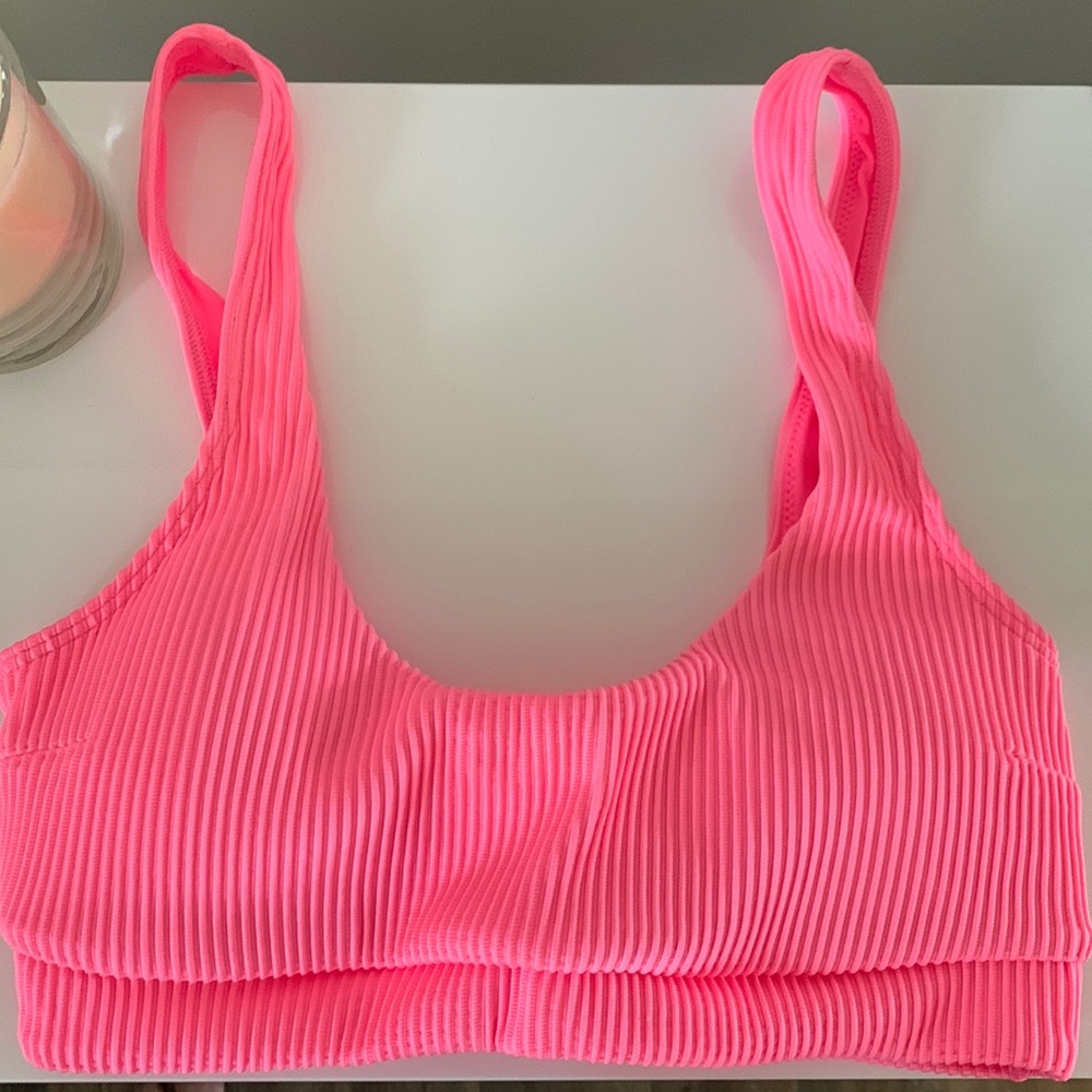 HOLLISTER- (S) Bikini Top